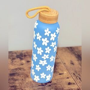 Glass Water Bottle with Screw on Bamboo Lid